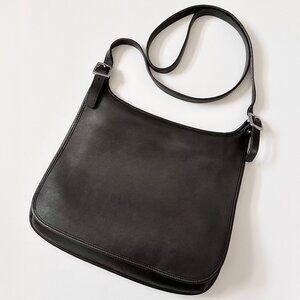 Vintage Coach 90s Saddle Flap Black Leather Bag 9082